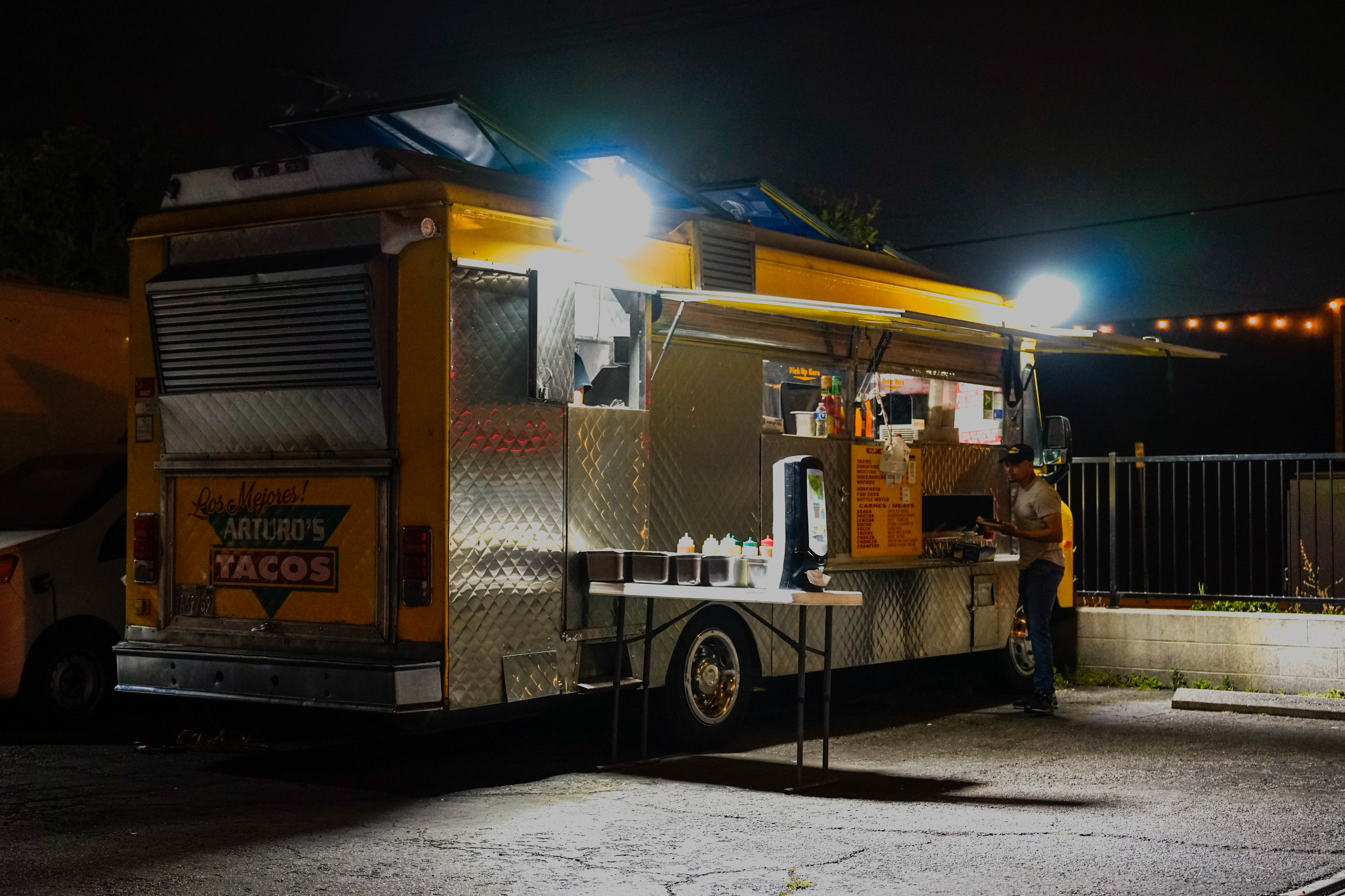Review: Arturo’s Taco Truck